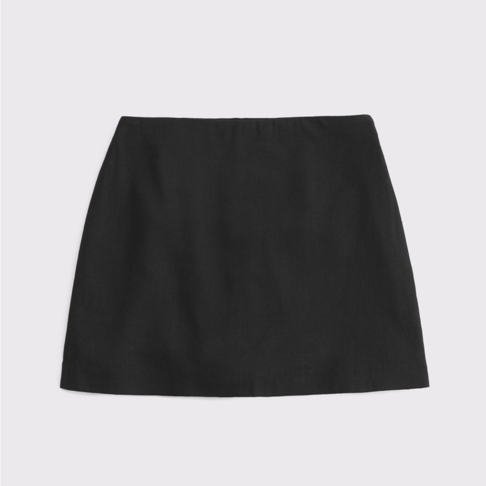 Abercrombie & Fitch Curve Love Linen- Blend Black Mini A-Line Skort